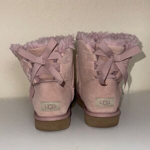 UGG light pink bow ankle boots 100% Authentic